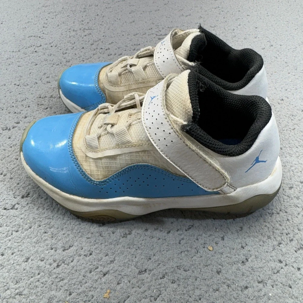 Jordan Air Jordan Shoes Youth Size 13 Blue Patent Leather Basketball Sneakers